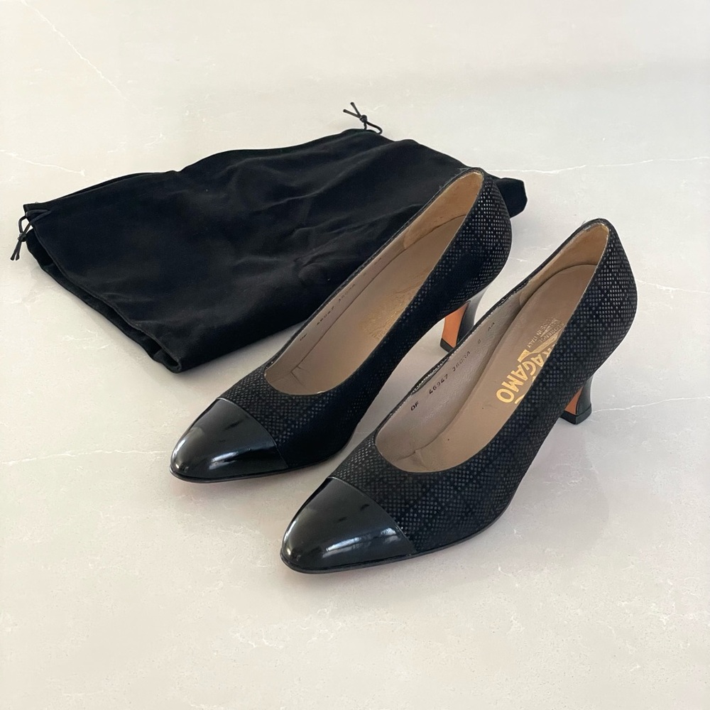 Salvatore Ferragamo Suede and Patent Leather Vintage Heels Black Size 8